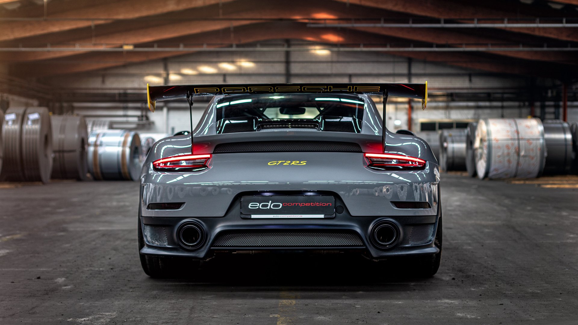 夜跑灯光秀,照亮城市的运动夜晚,夜跑灯实用吗